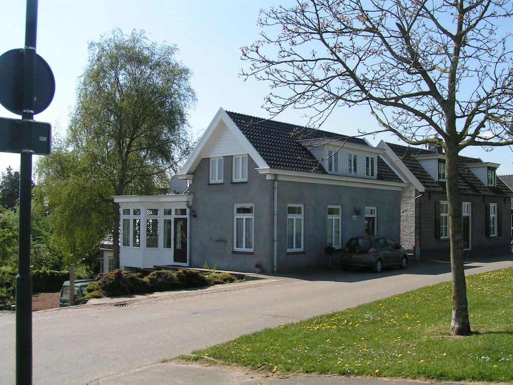 B&B Aandedijkinbrakel Zaltbommel Exterior photo